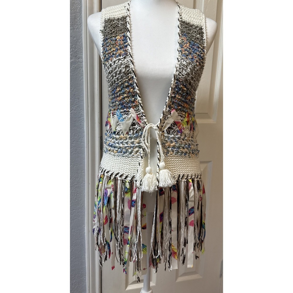 Adore Multicolor White Knit Fringe Tassel Vest Size Small